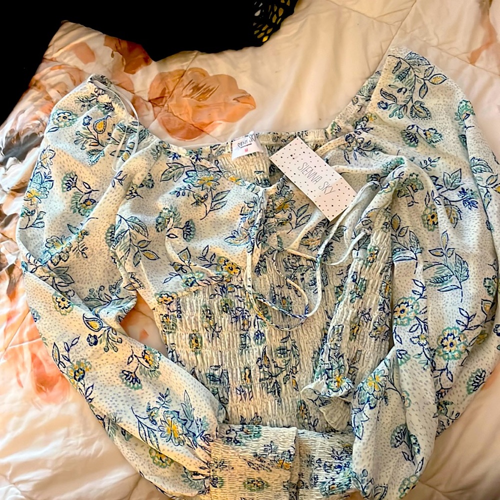 Siena Sky long sleeve boho peasant top nwt m